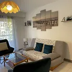 3 Pièces Climatisé Avec Terrasse Au Lavandou - Fr-1-308-168 *