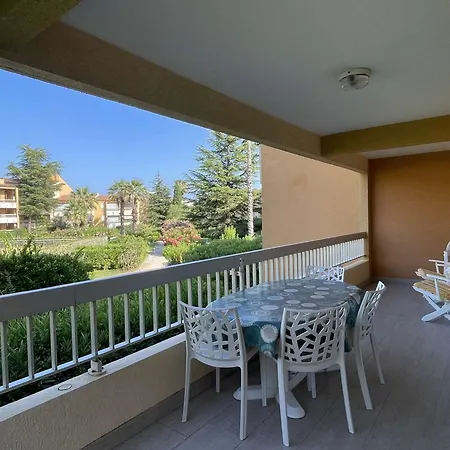 3 Pieces Climatise Avec Terrasse Au Lavandou - Fr-1-308-168 לה לבאנדו