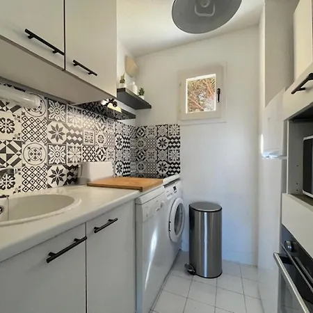 3 Pieces Climatise Avec Terrasse Au Lavandou - Fr-1-308-168 Le Lavandou