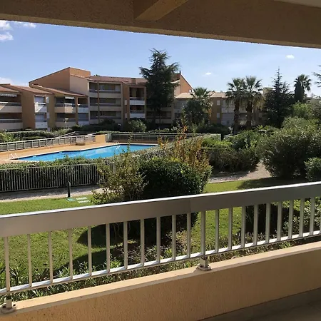 Lägenhet 3 Pieces Climatise Avec Terrasse Au Lavandou - Fr-1-308-168 Le Lavandou