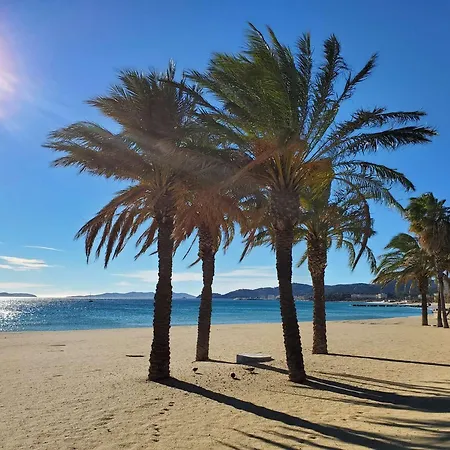 3 Pieces Climatise Avec Terrasse Au Lavandou - Fr-1-308-168